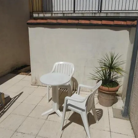 Appartement - Centre Ville - Proche De La Plage Et Des Commerces